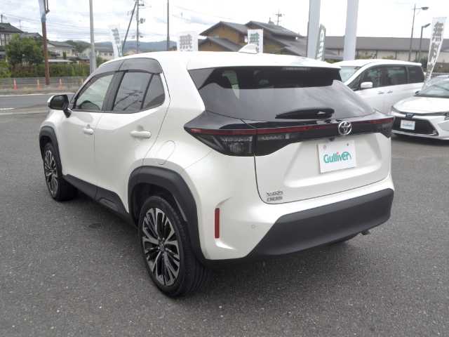 トヨタ ヤリスクロス Z 宮城県 2020(令2)年 4.6万km ホワイトパールクリスタルシャイン /　1オーナー/　純正ナビ/　フルセグTV/　Bluetooth/　全方位カメラ/　Apple Car Play/　Android Auto/　前後ドライブレコーダー/　ETC/　ステアリングヒーター/　シートヒーター/　電動シート/　LEDヘッドライト/　LEDインテリアイルミネーション/　トヨタセーフティセンス/　ブラインドスポットモニター/　コーナーセンサー/　レーダークルーズコントロール/　スマートキー2個/　フロアマット/　ドアバイザー/