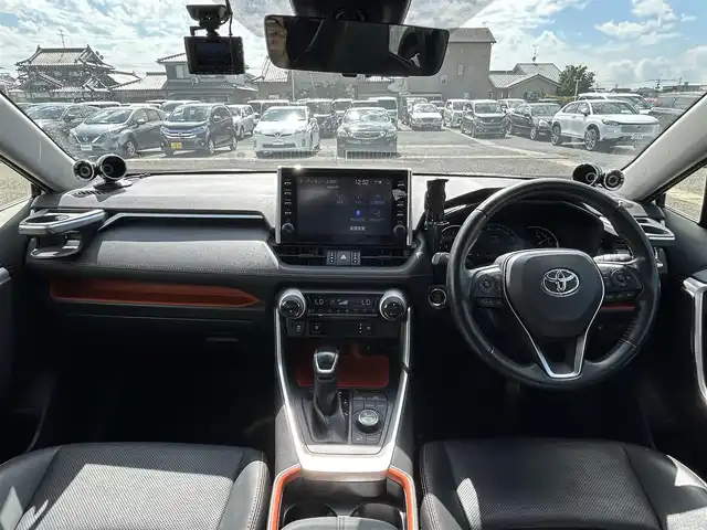 トヨタ ＲＡＶ４ アドベンチャー 熊本県 2021(令3)年 6.6万km アーバンカーキ ワンオーナー車/・保証書/取説有り/純正ディスプレイオーディオ/・BT/USB/SD/バック・サイドカメラ/前後ドラレコ/ビルトインETC/革シート/・パワーシート/・エアーシート/ACC/LEDヘッドライト/・フォグ/社外ツィーター/ウィンカードアミラー/トヨタセーフティセンス/マット/スマートキー