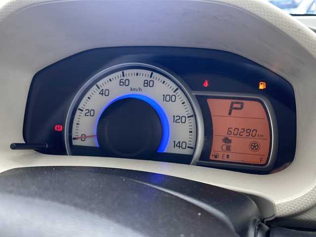 スズキ アルト S 沖縄県 2017(平29)年 6.1万km アーバンブラウンパールメタリック 社外オーディオ（ＤＥＨ－４２００）/（ＣＤ　ＡＭ　ＦＭ　ＵＳＢ　ＡＵＸ）/アイドリングストップ/横滑り防止機能/電動格納ミラー/キーレスキー/運転席側シートヒーター/ダブルエアバッグ/社外フロアマット