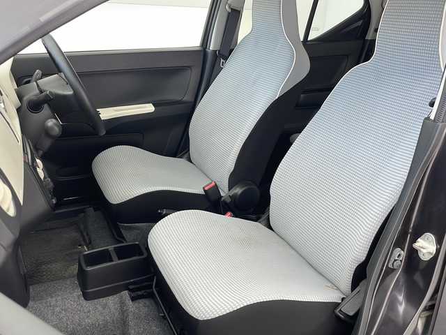 スズキ アルト S 沖縄県 2017(平29)年 6.1万km アーバンブラウンパールメタリック 社外オーディオ（ＤＥＨ－４２００）/（ＣＤ　ＡＭ　ＦＭ　ＵＳＢ　ＡＵＸ）/アイドリングストップ/横滑り防止機能/電動格納ミラー/キーレスキー/運転席側シートヒーター/ダブルエアバッグ/社外フロアマット