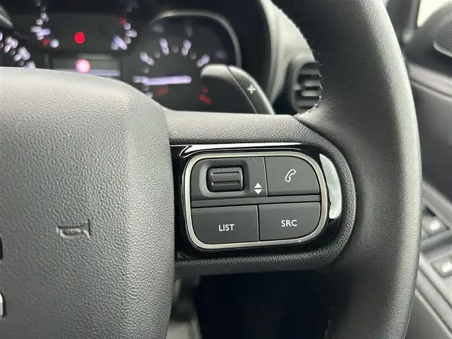 シトロエン シトロエン ベルランゴ マックス ブルーHDi 滋賀県 2024(令6)年 1.4万km 白 ワンオーナー/パノラマガラスサンルーフ/アクティブセーフティーブレーキ/純正インフォメーションディスプレイ/ACC/ブラインドスポットモニター/純正ディスプレイオーディオ/（BT/CarPlay）/バックカメラ/サイドカメラ/ETC/ドラレコ/コーナーセンサー/オートライト/インテリジェントハイビーム/純正１６インチAW/パドルシフト