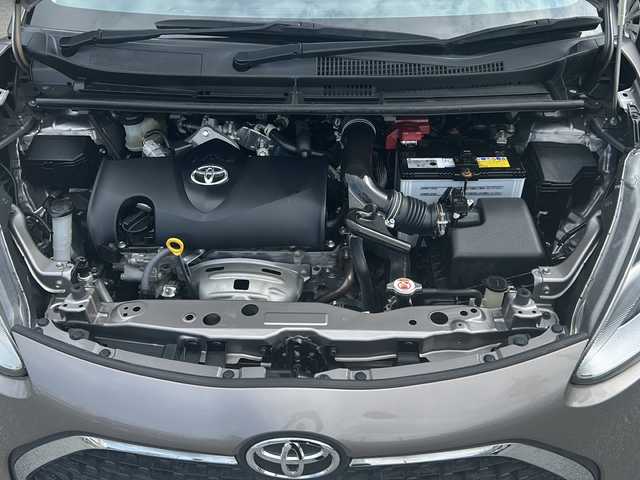 トヨタ シエンタ X 沖縄県 2020(令2)年 2万km アバンギャルドブロンズメタリック 純正ナビ・TV・Bluetooth・CD/片側パワースライドドア/ドライブレコーダー/ETC/USB/電動格納ミラー/サイドバイザー