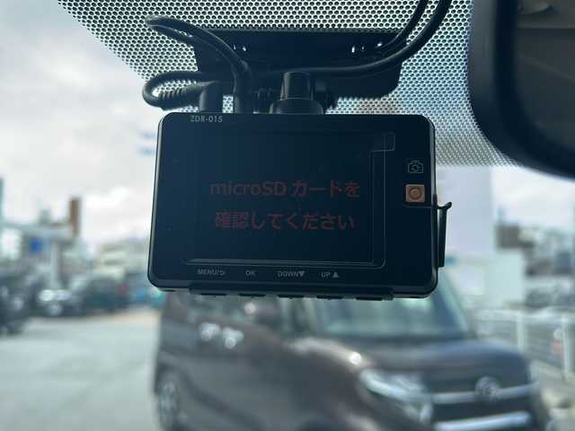 トヨタ シエンタ X 沖縄県 2020(令2)年 2万km アバンギャルドブロンズメタリック 純正ナビ・TV・Bluetooth・CD/片側パワースライドドア/ドライブレコーダー/ETC/USB/電動格納ミラー/サイドバイザー