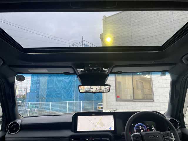 トヨタ ランドクルーザー ２５０ VX 道東・釧路十勝 2024(令6)年 0.4万km プラチナホワイトパールマイカ ワンオーナー/トヨタセーフティセンス/・プリクラッシュセーフティ/・レーンディパーチャーアラート/・ブラインドスポットモニター/・クリアランスソナー/・ロードサインアシスト/・レーダークルーズコントロール/純正T-Connectトナビ/　DTV/Bluetooth/　AppleCarPlay/AndroidAuto/　USB/HDMI/Miracast/サンルーフ/パノラミックビューモニター/デジタルインナーミラー/ビルトインETC2.0/パワーバックドア/革巻きステアリング/ステアリングスイッチ/ステアリングヒーター/前席シートヒーター/前席シートベンチレーション/運転席パワーシート/電子パーキング/ブレーキオートホールド/プッシュスタート/スマートキー/丸目LEDヘッドライト/フォグランプ/オートライト/オートマチックハイビーム