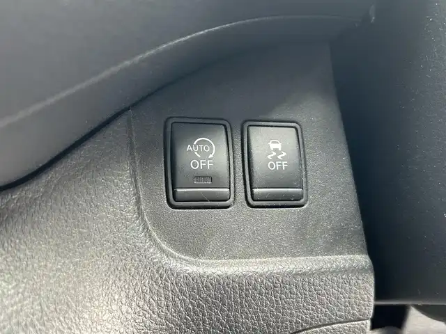 日産 セレナ ハイウェイスター S HV Vセレ 愛知県 2013(平25)年 11.5万km エターナルスノーホワイト /ワンオーナー車//純正メモリナビ//AM/FM/CD/DVD/BT//フルセグ/USB/SD/AUX//オートヘッドライト//ALPINE社製フリップダウンモニター//クルーズコントロール//ECO MODE//ISOFIX//純正フロアマット//純正ドアバイザー//ステアリングスイッチ//保証書//取扱説明書//スペアキー