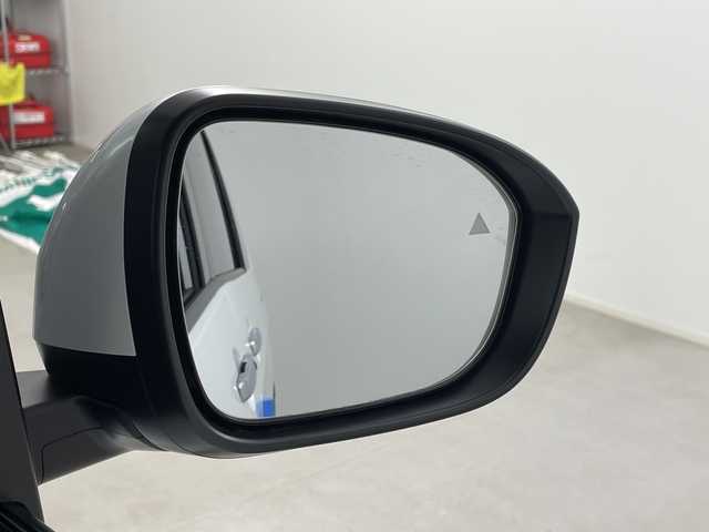 日産 セレナ e－パワー ハイウェイスター V 埼玉県 2025(令7)年 0.1千km プリズムホワイト 登録済未使用車/純正フリップダウンモニター/純正ナビ/(Bluetooth/HDMI/USB/AM/FM)/地デジフルセグ/全方位カメラ/ETC2.0/プロパイロット/車線逸脱警報/ブラインドスポットモニター/先行車発進お知らせ機能/ドライバーモニター/ハンドル支援/ドライブモードセレクト/ワイヤレス充電/デジタルインナーミラー/e Pedal/電子パーキングシステム/オートブレーキホールド/プッシュスタート/ステアリングリモコン/純正16インチアルミホイール