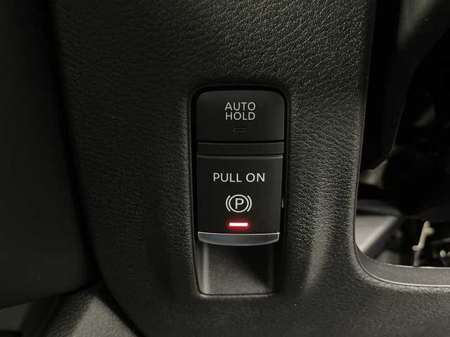 日産 セレナ e－パワー ハイウェイスター V 埼玉県 2025(令7)年 0.1千km プリズムホワイト 登録済未使用車/純正フリップダウンモニター/純正ナビ/(Bluetooth/HDMI/USB/AM/FM)/地デジフルセグ/全方位カメラ/ETC2.0/プロパイロット/車線逸脱警報/ブラインドスポットモニター/先行車発進お知らせ機能/ドライバーモニター/ハンドル支援/ドライブモードセレクト/ワイヤレス充電/デジタルインナーミラー/e Pedal/電子パーキングシステム/オートブレーキホールド/プッシュスタート/ステアリングリモコン/純正16インチアルミホイール