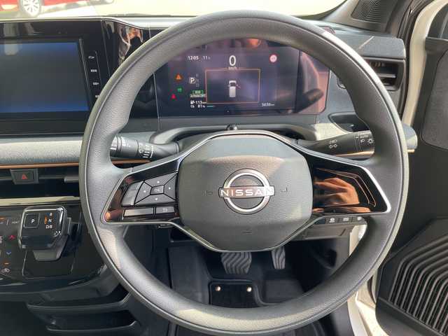 日産 サクラ X 愛知県 2023(令5)年 0.6万km ホワイトパール 純正9型ナビ/バックカメラ/コーナーセンサー/純正アルミホイール/LEDヘッドライト/オートマチックハイビーム/衝突軽減システム/フルセグ/CD DVD/Bluetooth/ステアリングスイッチ/スマートキー/プッシュスタート