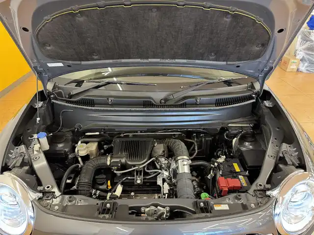 スズキ クロスビー HYBRID MZ 群馬県 2022(令4)年 2.6万km ミネラルグレーメタリック/メロウディープレッド2トーン スズキセーフティサポート/・デュアルセンサーブレーキサポートII/・アダプティブクルーズコントロール /・車線維持支援機能/・車線逸脱抑制機能/・ブラインドスポットモニター/・後退時ブレーキサポート/・後方誤発進抑制機能/純正ナビ/　フルセグ/BT/CD/DVD/ハーフレザーシート/全方位カメラ/LEDヘッドライト/シートヒーター/ビルトインETC2.0/純正16インチAW/ステアリングスイッチ/純正フロアマット/スマートキー/プッシュスタート