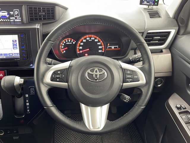 トヨタ タンク G－T 千葉県 2018(平30)年 2.6万km ブラックマイカメタリック 社外ナビ　MDV-L505W/(Bluetooth/ipod/USB/CD/DVD/AM/FM)/地デジフルセグ/前席シートヒーター/両側パワースライドドア/前後ドライブレコーダー/ETC/クルーズコントロール/アイドリングストップ/ロールサンシェード/シートバックテーブル/電動格納式ミラー/ウィンカーミラー/社外ドアバイザー/社外フロアマット/ステアリングリモコン（ナビ連動なし）/オートライト/フォグランプ/横滑り防止