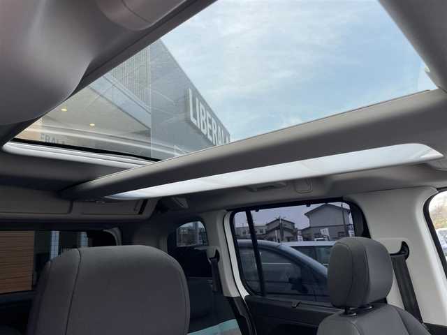 シトロエン ベルランゴ シャイン 茨城県 2021(令3)年 3.8万km ブランバンキーズ パノラマガラスルーフ /スマートキー/AppleCarPlay/レーンキープアシスト/ブラインドスポット /アクティブブレーキアシスト /アンビエンスライト/アクティブクルーズコントロール/クリアランスソナー /ドライブレコーダー/サイドカメラ/バックカメラ/ドライブレコーダー