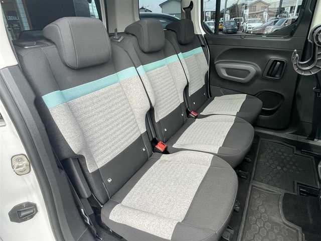 シトロエン ベルランゴ シャイン 茨城県 2021(令3)年 3.8万km ブランバンキーズ パノラマガラスルーフ /スマートキー/AppleCarPlay/レーンキープアシスト/ブラインドスポット /アクティブブレーキアシスト /アンビエンスライト/アクティブクルーズコントロール/クリアランスソナー /ドライブレコーダー/サイドカメラ/バックカメラ/ドライブレコーダー