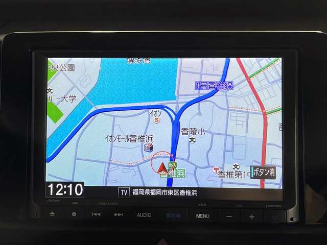 ホンダ フィット e:HEVホーム 福岡県 2022(令4)年 0.9万km プラチナホワイトパール ・フルセグTV/・ACC/・CD/DVD/・ブレーキホールド/・Bカメラ/・前後ドラレコ/・プッシュスタート/・ETC/・Bluetooth/・AM/FM