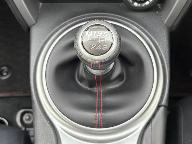 トヨタ ８６ GT 大分県 2012(平24)年 9.8万km クリスタルブラックシリカ ・純正ナビ(CD.DVD.SD.BT)/・バックカメラ/・フルセグテレビ/・スマートキー/・プッシュスタート/・オートライト/・純正ホイール/・フロアマット