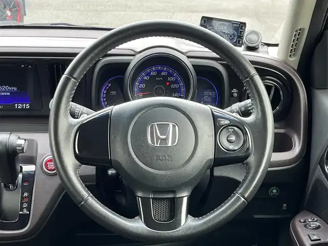 ホンダ Ｎ ＯＮＥ プレミアム ツアラー Lパッケージ 新潟県 2013(平25)年 5.5万km プレミアムブルームーンパール 純正ディスプレイオーディオ　/バックカメラ　/Ｂｌｕｅｔｏｏｔｈ　/ＥＴＣ　/ＨＤＭＩ接続　/クルーズコントロール/パドルシフト　/ＣＤチェンジャー　/純正フロアマット　/純正アルミホイール　/サイドカーテンエアバッグ