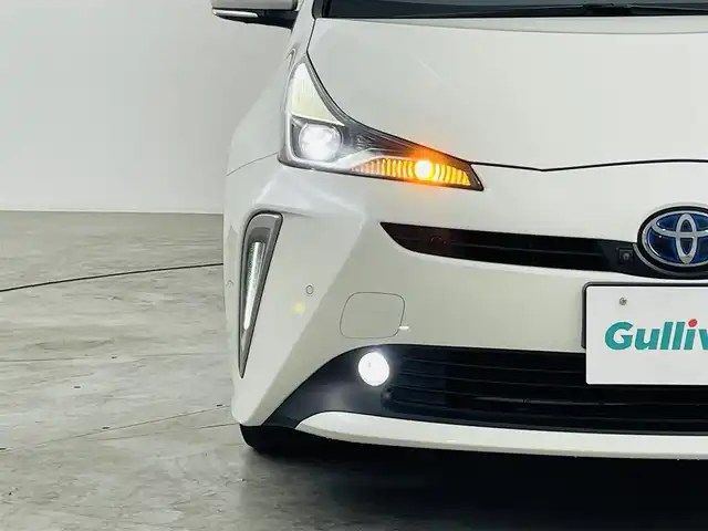 トヨタ プリウス Sツーリングセレクション 福島県 2020(令2)年 2.2万km ホワイトパールクリスタルシャイン 純正SDナビゲーション/型式：NSZT-Y68T/【CD/DVD/Bluetooth/SD/フルセグTV】/・全方位カメラ/・前後ドライブレコーダー/・ETC2.0/プリクラッシュセーフティ/レーンキープアシスト/レーダークルーズコントロール/オートマチックハイビーム/パーキングサポートブレーキ/ふらつき検知/前後コーナーセンサー/運転席＋助手席シートヒーター/ステアリングスイッチ/LEDヘッドライト/・オートライト/・フロントフォグライト/純正17インチアルミホイール/ABS/横滑り防止装置/ドアバイザー/プッシュスタート/・スマートキー/・スペアキー/保証書
