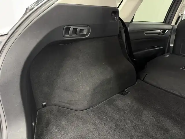 マツダ ＣＸ－５ XD プロアクティブ 三重県 2018(平30)年 4.4万km ジェットブラックマイカ ディーゼル・ターボ/FF/MTモード付フロア6AT/純正 7インチナビ/（FM/AM/aha/Stitcher/Bluetooth/USB/CD*/DVD*/AUX/TV*）/【OP】360°ビュー・モニター*/ドライブレコーダー 前後/ETC/安全/・スマートシティブレーキサポート（SCBS）/・スマートブレーキサポート（SBS）/・車線逸脱警報システム（LDWS）/・ブラインドスポットモニタリング（BSM）＋リアクロストラフィックアラート（RCTA）/・レーンキープアシストシステム（LAS）/・交通標識認識システム（TSR）/・ドライバーアテンションアラート（DAA）/・パーキングセンサーシステム（前*後）/・ハイビームコントロールシステム（HBC）/など/装備/・パワーテールゲート/・メモリーパワーシート（D10way）/・シートヒーター（D/N）/・ステアリングヒーター/・アクティブドライビングディスプレイ（HUD）/・左右独立オートエアコン/・レインセンサー・ワイパー/・ステアリングスイッチ/・プッシュスタート/・自動防眩ルームミラー/・スマートキーx2/・純正19inAW/・取/ナビ取/など