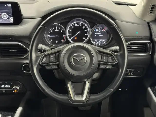 マツダ ＣＸ－５ XD プロアクティブ 三重県 2018(平30)年 4.4万km ジェットブラックマイカ ディーゼル・ターボ/FF/MTモード付フロア6AT/純正 7インチナビ/（FM/AM/aha/Stitcher/Bluetooth/USB/CD*/DVD*/AUX/TV*）/【OP】360°ビュー・モニター*/ドライブレコーダー 前後/ETC/安全/・スマートシティブレーキサポート（SCBS）/・スマートブレーキサポート（SBS）/・車線逸脱警報システム（LDWS）/・ブラインドスポットモニタリング（BSM）＋リアクロストラフィックアラート（RCTA）/・レーンキープアシストシステム（LAS）/・交通標識認識システム（TSR）/・ドライバーアテンションアラート（DAA）/・パーキングセンサーシステム（前*後）/・ハイビームコントロールシステム（HBC）/など/装備/・パワーテールゲート/・メモリーパワーシート（D10way）/・シートヒーター（D/N）/・ステアリングヒーター/・アクティブドライビングディスプレイ（HUD）/・左右独立オートエアコン/・レインセンサー・ワイパー/・ステアリングスイッチ/・プッシュスタート/・自動防眩ルームミラー/・スマートキーx2/・純正19inAW/・取/ナビ取/など