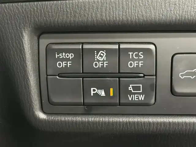 マツダ ＣＸ－５ XD プロアクティブ 三重県 2018(平30)年 4.4万km ジェットブラックマイカ ディーゼル・ターボ/FF/MTモード付フロア6AT/純正 7インチナビ/（FM/AM/aha/Stitcher/Bluetooth/USB/CD*/DVD*/AUX/TV*）/【OP】360°ビュー・モニター*/ドライブレコーダー 前後/ETC/安全/・スマートシティブレーキサポート（SCBS）/・スマートブレーキサポート（SBS）/・車線逸脱警報システム（LDWS）/・ブラインドスポットモニタリング（BSM）＋リアクロストラフィックアラート（RCTA）/・レーンキープアシストシステム（LAS）/・交通標識認識システム（TSR）/・ドライバーアテンションアラート（DAA）/・パーキングセンサーシステム（前*後）/・ハイビームコントロールシステム（HBC）/など/装備/・パワーテールゲート/・メモリーパワーシート（D10way）/・シートヒーター（D/N）/・ステアリングヒーター/・アクティブドライビングディスプレイ（HUD）/・左右独立オートエアコン/・レインセンサー・ワイパー/・ステアリングスイッチ/・プッシュスタート/・自動防眩ルームミラー/・スマートキーx2/・純正19inAW/・取/ナビ取/など