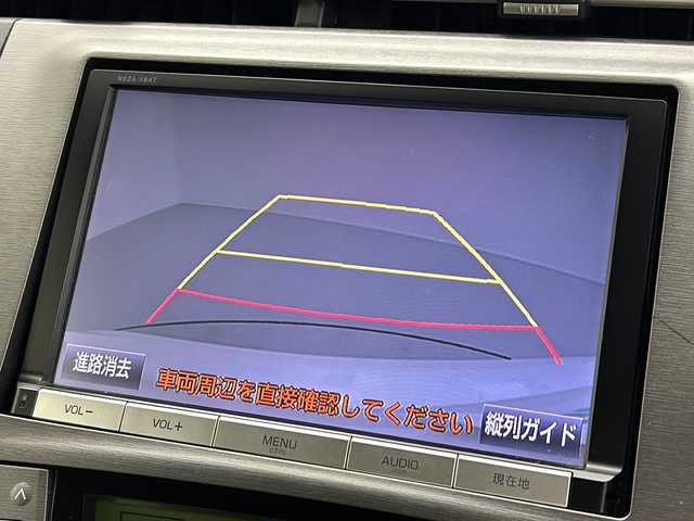 トヨタ プリウス S ツーリングセレクション 岐阜県 2013(平25)年 5.1万km ホワイトパールクリスタルシャイン 純正ナビ/（BT/フルセグ/CD/DVD/SD）/バックカメラ/ETC/スマートキー/プッシュスタート/スペアキー/純正アルミホイール/純正フロアマット/純正ドアバイザー/オートライト/横滑り防止装置/取扱説明書