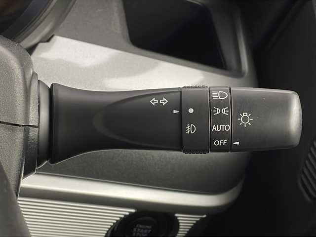 スズキ スペーシア ギア HYBRID XZ 新潟県 2019(平31)年 1.8万km オフブルーメタリック/ガンメタリック2トーンルーフ 純正メーカーOPナビ/・CD/DVD/Bluetooth/iPod/USB/フルセグ/全周囲モニター/衝突被害軽減システム/レーンキープアシスト/純正ビルトインETC/フロントドライブレコーダー/両側パワースライドドア/純正フロアマット/前席シートヒーター/純正LEDヘッドライト/オートライト/オートマチックハイビーム/純正14インチAW夏タイヤ/ABS/横滑り防止機能/リアコーナーセンサー/盗難防止装置/アイドリングストップ/スペアキー