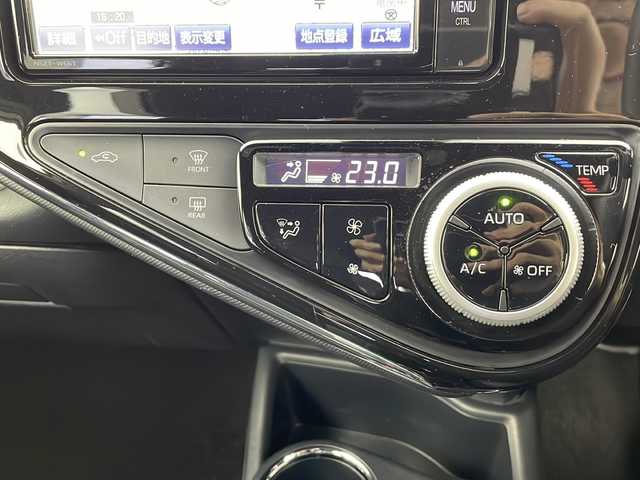 トヨタ アクア G GRスポーツ 17インチPKG 愛知県 2018(平30)年 5.4万km ホワイトパールクリスタルシャイン 純正ナビ/・Bluetooth/・CD/DVD/・フルセグテレビ/・HDMI/ハーフレザーシート/衝突軽減ブレーキ/レーンキープアシスト/オートマチックハイビーム/ＬＥＤヘッドライト/ビルトインＥＴＣ