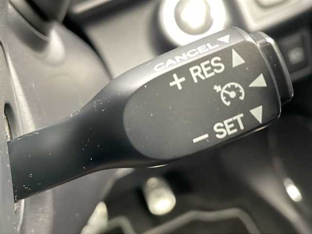 トヨタ アクア G GRスポーツ 17インチPKG 愛知県 2018(平30)年 5.4万km ホワイトパールクリスタルシャイン 純正ナビ/・Bluetooth/・CD/DVD/・フルセグテレビ/・HDMI/ハーフレザーシート/衝突軽減ブレーキ/レーンキープアシスト/オートマチックハイビーム/ＬＥＤヘッドライト/ビルトインＥＴＣ