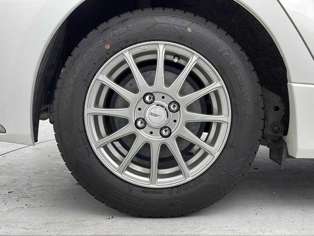 トヨタ アクア G GRスポーツ 17インチPKG 愛知県 2018(平30)年 5.4万km ホワイトパールクリスタルシャイン 純正ナビ/・Bluetooth/・CD/DVD/・フルセグテレビ/・HDMI/ハーフレザーシート/衝突軽減ブレーキ/レーンキープアシスト/オートマチックハイビーム/ＬＥＤヘッドライト/ビルトインＥＴＣ