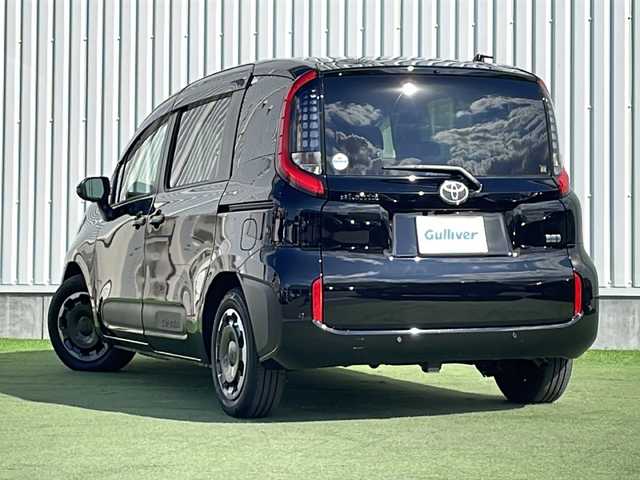 トヨタ シエンタ ハイブリッド Z 香川県 2023(令5)年 1.2万km ブラック 登録時走行距離：11683km/トヨタセーフティーセンス/→プリクラッシュセーフティ/→レーダークルーズコントロール/→緊急時操舵支援/10.5インチDPオーディオ/→Bluetooth/ラジオ/フルセグTV/Bカメラ/パノミックビューモニター/ブラインドスポットモニター/USB入力端子/ETC2.0/シートヒーター/ステアリングヒーター/革巻きステアリング/ステアリングリモコン/両側パワスラ/前後コーナーセンサー/レーンキープアシスト/オートライト/オートマチックハイビーム/LEDヘッドライト