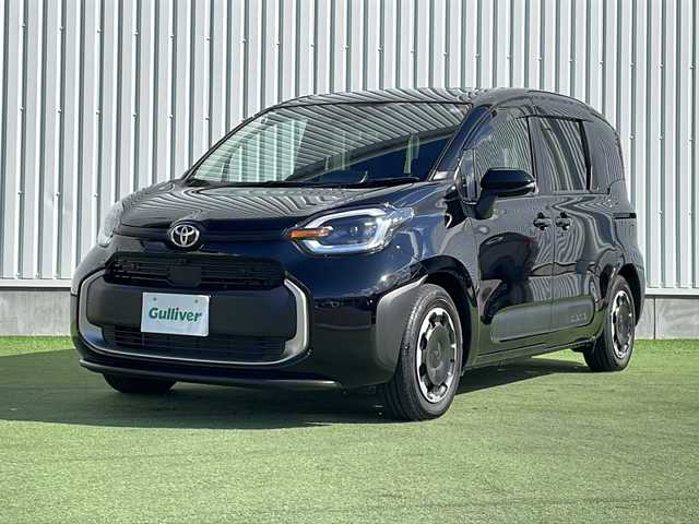 トヨタ シエンタ ハイブリッド Z 香川県 2023(令5)年 1.2万km ブラック 登録時走行距離：11683km/トヨタセーフティーセンス/→プリクラッシュセーフティ/→レーダークルーズコントロール/→緊急時操舵支援/10.5インチDPオーディオ/→Bluetooth/ラジオ/フルセグTV/Bカメラ/パノミックビューモニター/ブラインドスポットモニター/USB入力端子/ETC2.0/シートヒーター/ステアリングヒーター/革巻きステアリング/ステアリングリモコン/両側パワスラ/前後コーナーセンサー/レーンキープアシスト/オートライト/オートマチックハイビーム/LEDヘッドライト