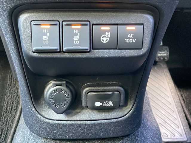 トヨタ シエンタ ハイブリッド Z 香川県 2023(令5)年 1.2万km ブラック 登録時走行距離：11683km/トヨタセーフティーセンス/→プリクラッシュセーフティ/→レーダークルーズコントロール/→緊急時操舵支援/10.5インチDPオーディオ/→Bluetooth/ラジオ/フルセグTV/Bカメラ/パノミックビューモニター/ブラインドスポットモニター/USB入力端子/ETC2.0/シートヒーター/ステアリングヒーター/革巻きステアリング/ステアリングリモコン/両側パワスラ/前後コーナーセンサー/レーンキープアシスト/オートライト/オートマチックハイビーム/LEDヘッドライト