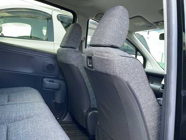 トヨタ シエンタ ハイブリッド Z 香川県 2023(令5)年 1.2万km ブラック 登録時走行距離：11683km/トヨタセーフティーセンス/→プリクラッシュセーフティ/→レーダークルーズコントロール/→緊急時操舵支援/10.5インチDPオーディオ/→Bluetooth/ラジオ/フルセグTV/Bカメラ/パノミックビューモニター/ブラインドスポットモニター/USB入力端子/ETC2.0/シートヒーター/ステアリングヒーター/革巻きステアリング/ステアリングリモコン/両側パワスラ/前後コーナーセンサー/レーンキープアシスト/オートライト/オートマチックハイビーム/LEDヘッドライト