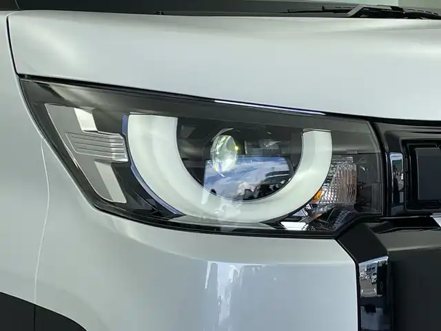 三菱 デリカミニ T プレミアム 新潟県 2025(令7)年 0.1千km アメジストブラック/シルキーホワイト 4WD/プロパイロット/純正ディスプレイオーディオ/　AppleCarPlay/AndroidAuto/Bluetooth/HDMI/全方位モニター/両側パワースライドドア/衝突被害軽減ブレーキ/レーンキープアシスト/前後コーナーセンサー/レーダークルーズコントロール/ハーフレザーシート/前席シートヒーター/オートマチックハイビーム/LEDヘッドライト/オートライト/ステアリングヒーター/パドルシフト/禁煙車