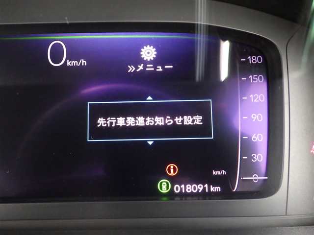 ホンダ ステップワゴン スパーダ eHEV プレミアムライン 千葉県 2022(令4)年 1.8万km プラチナホワイトパール ホンダセンシング/・衝突軽減ブレーキ（CMBS）/・車線維持支援システム（LKAS）/・アダプティブクルーズコントロール（ACC）/・後方誤発進抑制機能/・誤発進抑制機能/パワーバックドア/両側パワースライドドア/デジタルインナーミラー/純正コネクトナビ/地デジTV/【DVD/CD再生機能　Bluetooth接続】/マルチビューカメラシステム/革巻きステアリング/ステアリングスイッチ/パドルシフト/ドライブレコーダー（前後撮影）/ハーフレザーシート/前席シートヒーター/ETC/LEDヘッドライト/フォグライト/ウインカーミラー/コーナーセンサー/純正17インチアルミホイル/サイド/カーテンエアバッグ/Honda スマートキー