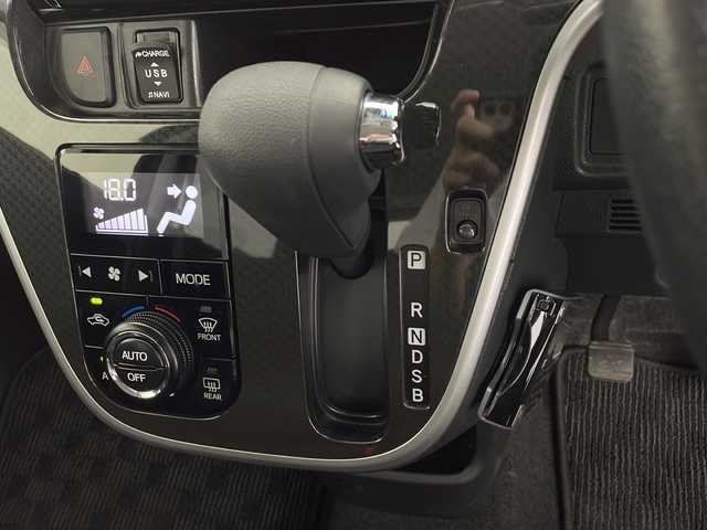 ダイハツ ムーヴ カスタム X LTDⅡ SAⅢ 鹿児島県 2018(平30)年 3.5万km レーザーブルークリスタルシャイン 純正ディスプレイオーディオ/（AM/FM/Bluetooth/USB）/パノラミックビューモニター/ETC/前後ドライブレコーダー/スマートアシストIII/オートハイビーム/スマートキー /プッシュスタート/シートヒーター/純正AW14インチ