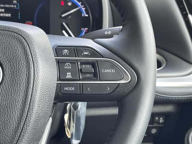 トヨタ ヴォクシー ハイブリッド S－Z 東京都 2024(令6)年 1.7万km マッシブグレー 純正コネクトナビ/バックモニター/プリクラッシュセーフティ/ブラインドスポットモニター/レーントレーシング/レーダークルーズ/シートヒーター/ETC/ステアリングスイッチ/両側電動スライドドア
