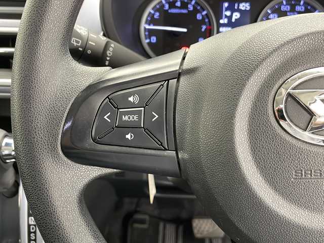 ダイハツ キャスト アクティバ G リミテッド SAⅢ 長野県 2018(平30)年 4.3万km パールホワイトⅢ 4WD/社外ナビ/（ワンセグ/Bluetooth/CD/DVD)/全方位モニター/ETC/衝突軽減ブレーキ/前席シートヒーター/LEDヘッドライト/全席シートカバー/ステアリングスイッチ/ダウンヒルアシストコントロール/ヘッドライトレベライザー/オートライト/オートマチックハイビーム/アイドリングストップ/スマートキー/スペアキー