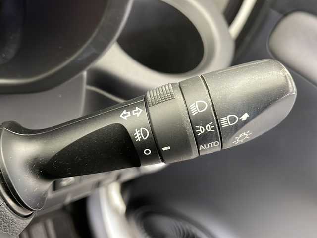 ダイハツ キャスト アクティバ G リミテッド SAⅢ 長野県 2018(平30)年 4.3万km パールホワイトⅢ 4WD/社外ナビ/（ワンセグ/Bluetooth/CD/DVD)/全方位モニター/ETC/衝突軽減ブレーキ/前席シートヒーター/LEDヘッドライト/全席シートカバー/ステアリングスイッチ/ダウンヒルアシストコントロール/ヘッドライトレベライザー/オートライト/オートマチックハイビーム/アイドリングストップ/スマートキー/スペアキー