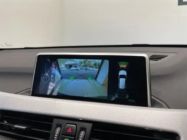 ＢＭＷ Ｘ１ xDrive 18d Mスポーツ 福岡県 2017(平29)年 6.3万km サファイアブラックP 純正ナビ　/Ｂｌｕｅｔｏｏｔｈ　/アンビエントライト　/Ｂカメラ　/レーンキープアシスト　/ドライビングセーフティーセンサー（ＺＥＲＯ　７０２Ｖ）　/オートライト　/スマートキー　/純正１７インチＡＷ