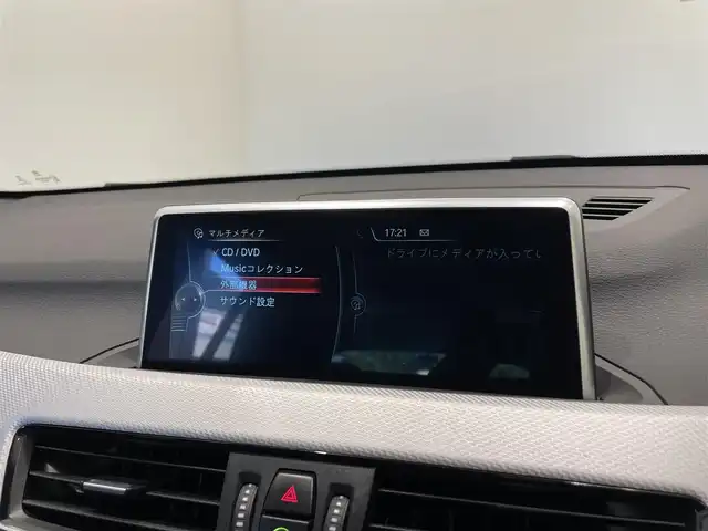 ＢＭＷ Ｘ１ xDrive 18d Mスポーツ 福岡県 2017(平29)年 6.3万km サファイアブラックP 純正ナビ　/Ｂｌｕｅｔｏｏｔｈ　/アンビエントライト　/Ｂカメラ　/レーンキープアシスト　/ドライビングセーフティーセンサー（ＺＥＲＯ　７０２Ｖ）　/オートライト　/スマートキー　/純正１７インチＡＷ