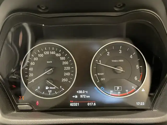 ＢＭＷ Ｘ１ xDrive 18d Mスポーツ 福岡県 2017(平29)年 6.3万km サファイアブラックP 純正ナビ　/Ｂｌｕｅｔｏｏｔｈ　/アンビエントライト　/Ｂカメラ　/レーンキープアシスト　/ドライビングセーフティーセンサー（ＺＥＲＯ　７０２Ｖ）　/オートライト　/スマートキー　/純正１７インチＡＷ