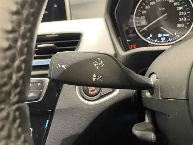 ＢＭＷ Ｘ１ xDrive 18d Mスポーツ 福岡県 2017(平29)年 6.3万km サファイアブラックP 純正ナビ　/Ｂｌｕｅｔｏｏｔｈ　/アンビエントライト　/Ｂカメラ　/レーンキープアシスト　/ドライビングセーフティーセンサー（ＺＥＲＯ　７０２Ｖ）　/オートライト　/スマートキー　/純正１７インチＡＷ