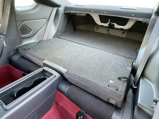 トヨタ ＧＲ８６ RZ 愛知県 2021(令3)年 3.4万km クリスタルホワイトパール ワンオーナー/社外オーディオ/ (FM/AM/CD)/ETC/革巻きステアリング/ステアリングスイッチ/クルーズコントロール/ハーフレザーシート/シートヒーター/ (運転席/助手席)/プッシュスタート/スマートキー/スペアキー/純正17インチAW/社外17インチAW付スタッドレスタイヤ積込/オートライト/純正LEDヘッドライト/リアフォグランプ/電動格納ミラー/ミラーヒーター/純正フロアマット/横滑り防止装置/取扱説明書/保証書