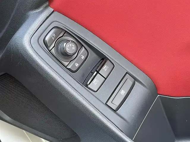 トヨタ ＧＲ８６ RZ 愛知県 2021(令3)年 3.4万km クリスタルホワイトパール ワンオーナー/社外オーディオ/ (FM/AM/CD)/ETC/革巻きステアリング/ステアリングスイッチ/クルーズコントロール/ハーフレザーシート/シートヒーター/ (運転席/助手席)/プッシュスタート/スマートキー/スペアキー/純正17インチAW/社外17インチAW付スタッドレスタイヤ積込/オートライト/純正LEDヘッドライト/リアフォグランプ/電動格納ミラー/ミラーヒーター/純正フロアマット/横滑り防止装置/取扱説明書/保証書