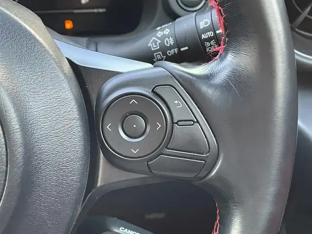 トヨタ ＧＲ８６ RZ 愛知県 2021(令3)年 3.4万km クリスタルホワイトパール ワンオーナー/社外オーディオ/ (FM/AM/CD)/ETC/革巻きステアリング/ステアリングスイッチ/クルーズコントロール/ハーフレザーシート/シートヒーター/ (運転席/助手席)/プッシュスタート/スマートキー/スペアキー/純正17インチAW/社外17インチAW付スタッドレスタイヤ積込/オートライト/純正LEDヘッドライト/リアフォグランプ/電動格納ミラー/ミラーヒーター/純正フロアマット/横滑り防止装置/取扱説明書/保証書