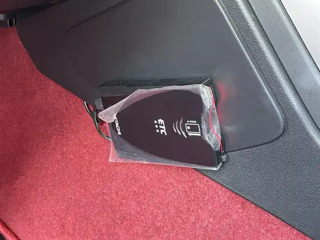 トヨタ ＧＲ８６ RZ 愛知県 2021(令3)年 3.4万km クリスタルホワイトパール ワンオーナー/社外オーディオ/ (FM/AM/CD)/ETC/革巻きステアリング/ステアリングスイッチ/クルーズコントロール/ハーフレザーシート/シートヒーター/ (運転席/助手席)/プッシュスタート/スマートキー/スペアキー/純正17インチAW/社外17インチAW付スタッドレスタイヤ積込/オートライト/純正LEDヘッドライト/リアフォグランプ/電動格納ミラー/ミラーヒーター/純正フロアマット/横滑り防止装置/取扱説明書/保証書