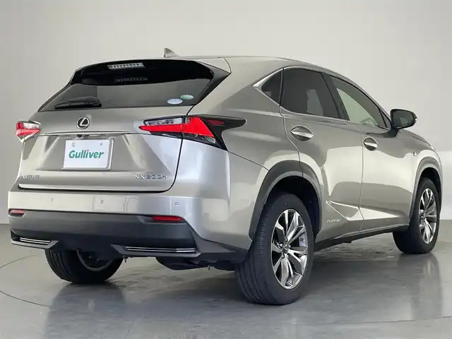 レクサス ＮＸ 300h Fスポーツ 愛知県 2015(平27)年 7.9万km ソニックチタニウム 純正１０．３型ナビ　黒革　ベンチレーション　禁煙車　フルセグＴＶ　バックカメラ　シートヒーター　追従クルコン　パドルシフト　衝突軽減　パワーシート　ＥＴＣ　ステアリングヒーター　ＬＥＤヘッドライト　電子パーキング　プッシュスタート　スマートキー
