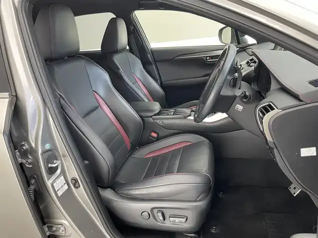 レクサス ＮＸ 300h Fスポーツ 愛知県 2015(平27)年 7.9万km ソニックチタニウム 純正１０．３型ナビ　黒革　ベンチレーション　禁煙車　フルセグＴＶ　バックカメラ　シートヒーター　追従クルコン　パドルシフト　衝突軽減　パワーシート　ＥＴＣ　ステアリングヒーター　ＬＥＤヘッドライト　電子パーキング　プッシュスタート　スマートキー