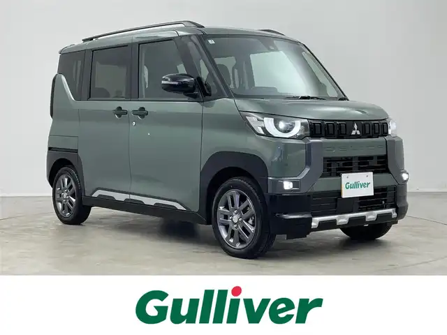 三菱 デリカミニ T プレミアム 埼玉県 2025(令7)年 0.1千km 緑 届出済未使用車　マイパイロット　純正９インチディスプレイオーディオ　マルチアラウンドモニター　レーダークルーズ　デジタルインナーミラー　シートヒーター　ステアリングヒーター　オートハイビーム　ＬＥＤ