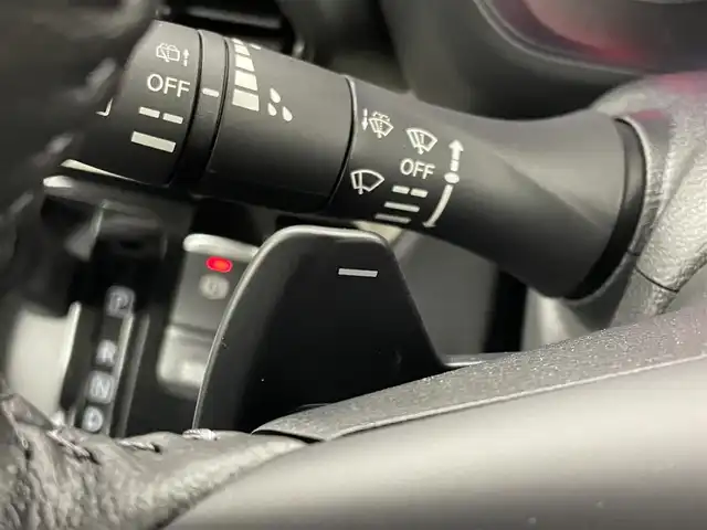 三菱 デリカミニ T プレミアム 埼玉県 2025(令7)年 0.1千km 緑 届出済未使用車　マイパイロット　純正９インチディスプレイオーディオ　マルチアラウンドモニター　レーダークルーズ　デジタルインナーミラー　シートヒーター　ステアリングヒーター　オートハイビーム　ＬＥＤ